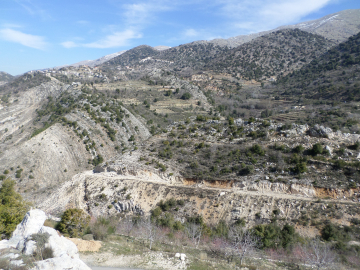 Collaborative actions between private stakeholders and public use of water