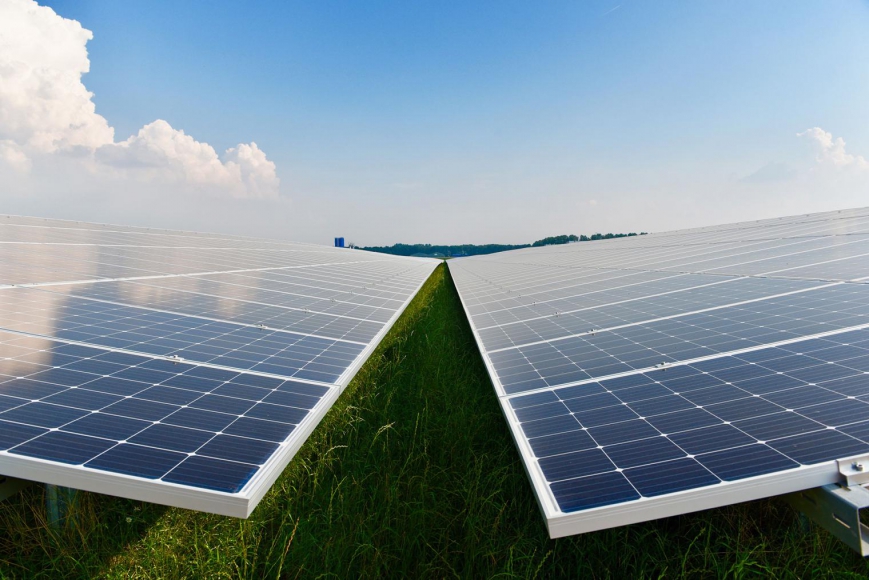 Zonnepark Zuyderzon Almere officieel geopend