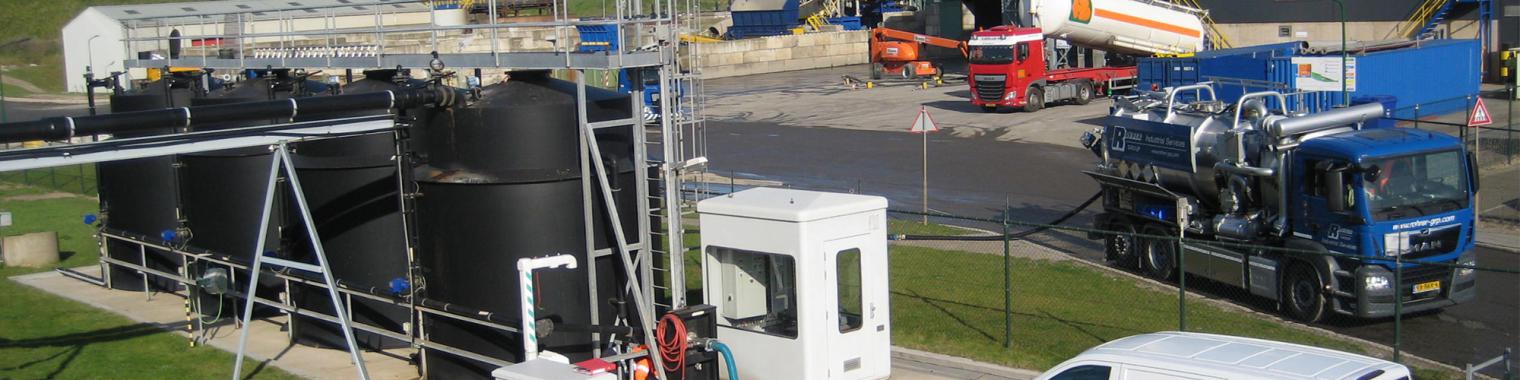 Inspectie buffertanks C2-deponie Maasvlakte