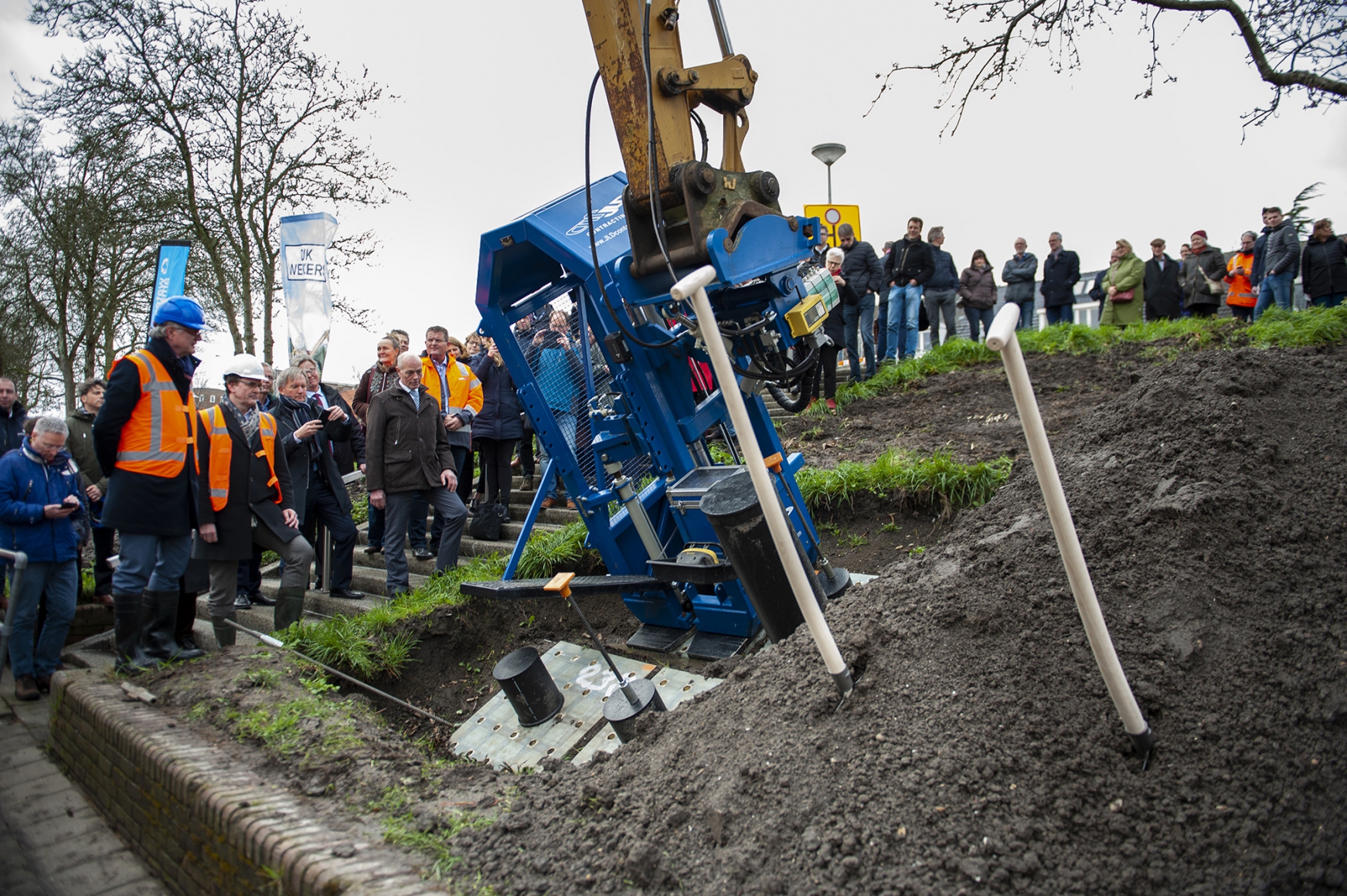 Oplevering Innovatieve Dijkversterking Ringdijk Watergraafsmeer | Antea ...