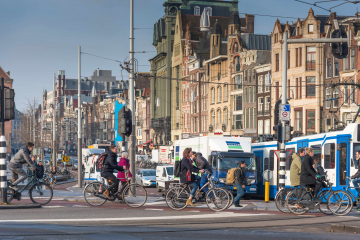 GIS-experts leveren gemeentelijke data, verkeerskundige analyseert