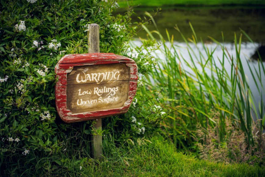 Shire Warning Sign for Uneven Surface