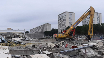 Maîtrise d’œuvre de démolition désamiantage de l’ancien Carrefour Market Pissevin à Nîmes