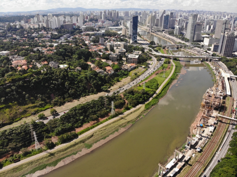 Investigação Ambiental Preliminar / Phase I ESA